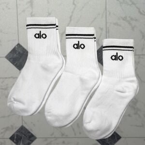 Alo Yoga Throwback Sock 3 Pair Lot White Black Stripe Crew Quarter Socks Sz S
